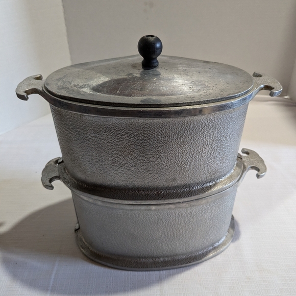 VTG Guardian Service Economy Trio Triangle Alunimum 2 Pots and 1 Lid Wood Handle - Picture 10 of 15